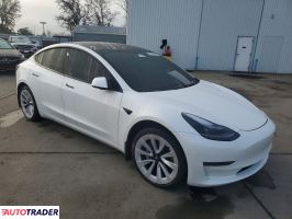 Tesla Model 3 2022