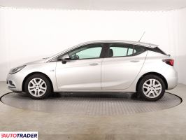 Opel Astra 2017 1.4 123 KM