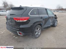 Toyota Highlander 2019 3