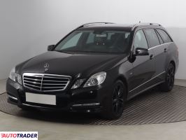Mercedes E-klasa 2011 1.8 181 KM