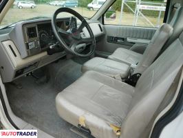 Chevrolet Silverado 1991 5.7 190 KM