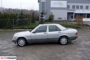 Mercedes W-201 (190) 1989 2.0 118 KM