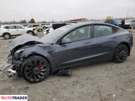 Tesla Model 3 2022
