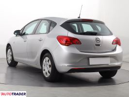 Opel Astra 2014 1.6 113 KM
