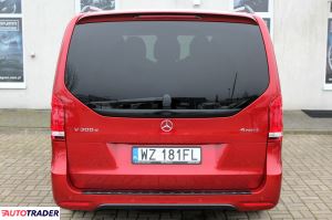 Mercedes 300 2019 2.0 239 KM