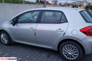 Toyota Auris 2008 1.6 123 KM