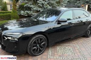 BMW 730 2024 3.0 340 KM