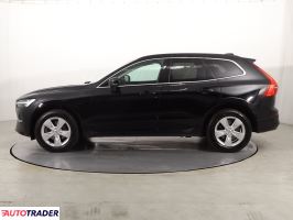 Volvo XC60 2022 2.0 194 KM