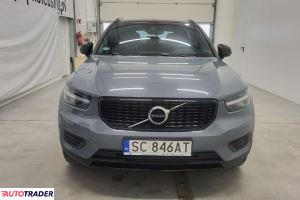 Volvo XC40 2021 2.0 197 KM