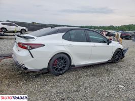 Toyota Camry 2023 3