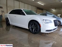 Chrysler 300C 2023 3
