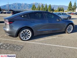 Tesla Model 3 2022