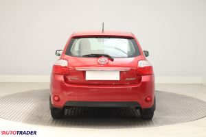 Toyota Auris 2012 1.3 97 KM