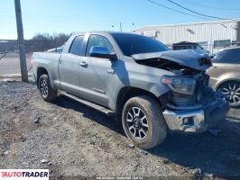 Toyota Tundra - zobacz ofertę