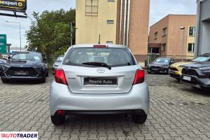 Toyota Yaris 2014 1.3 99 KM