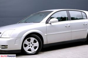 Opel Signum 2003 1.8 122 KM