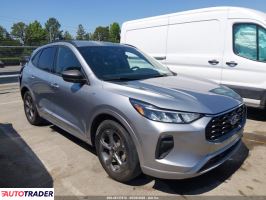 Ford Escape - zobacz ofertę