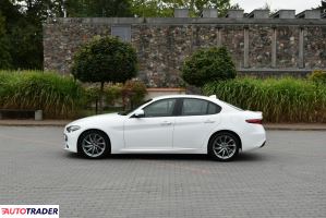 Alfa Romeo Giulia 2018 2.1 136 KM
