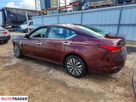 Nissan Altima 2025 2