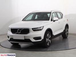 Volvo XC40 2020 2.0 147 KM