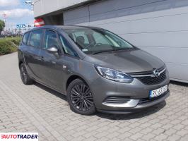 Opel Zafira 2019 1.6 136 KM