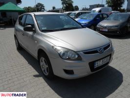 Hyundai i30 2009 1.4 109 KM