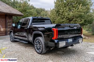 Toyota Tundra 2023 3.4 436 KM