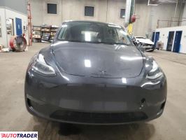Tesla Model Y 2024 Tesla Model Y 2024
