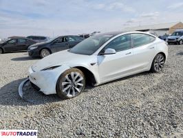 Tesla Model 3 2025