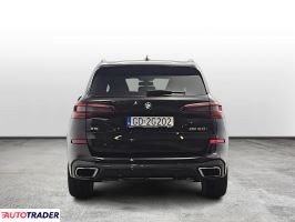 BMW X5 2021 4.4 530 KM