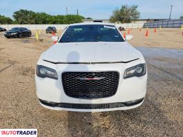 Chrysler 300C 2022 3