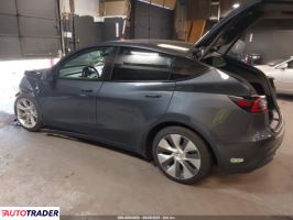 Tesla Model Y 2021 Tesla Model Y 2021