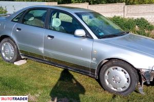 Audi A4 1996 1.6 102 KM Audi A4 1996 1.6 102 KM