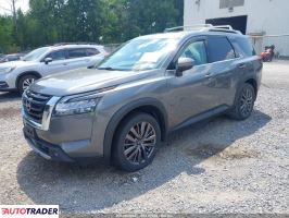 Nissan Pathfinder 2022 3
