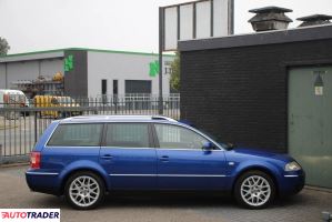 Volkswagen Passat 2003 4.0 275 KM