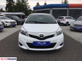 Toyota Yaris 2013 1.4 90 KM Toyota Yaris 2013 1.4 90 KM