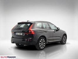 Volvo XC60 2024 2.0 197 KM