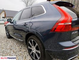 Volvo XC60 2019 2.0 255 KM