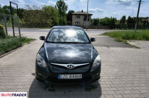 Hyundai i30 2011 1.4 109 KM