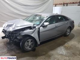 Hyundai Elantra - zobacz ofertę