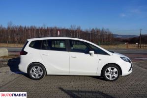Opel Zafira 2014 1.6 120 KM