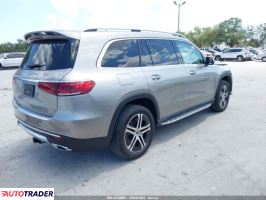 Mercedes GL 2020 3 Mercedes GL 2020 3