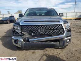 Toyota Tundra 2021 5