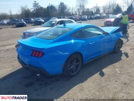 Ford Mustang 2025 5