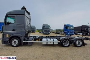 Mercedes Actros