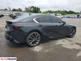 Lexus IS 2024 3