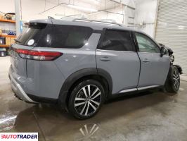 Nissan Pathfinder 2023 3