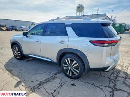Nissan Pathfinder 2023 3