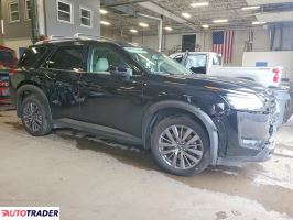 Nissan Pathfinder 2022 3