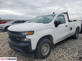 Chevrolet Silverado 2019 4